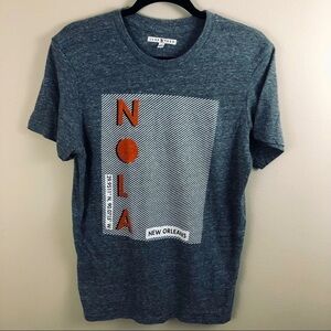 Junk Food brand Nola gray graphic tee men’s size small